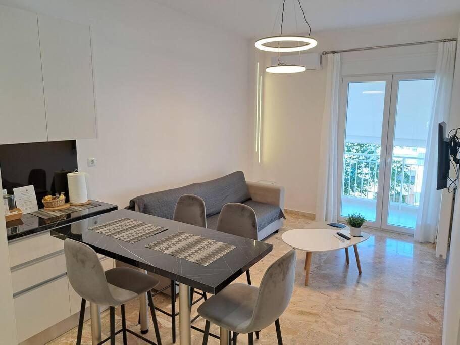 Luxury Suite Patras Exterior foto