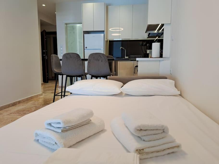 Luxury Suite Patras Exterior foto